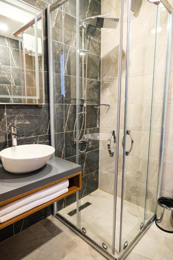 Soi Hotels & Suites - Taksim City Center Истанбул Екстериор снимка